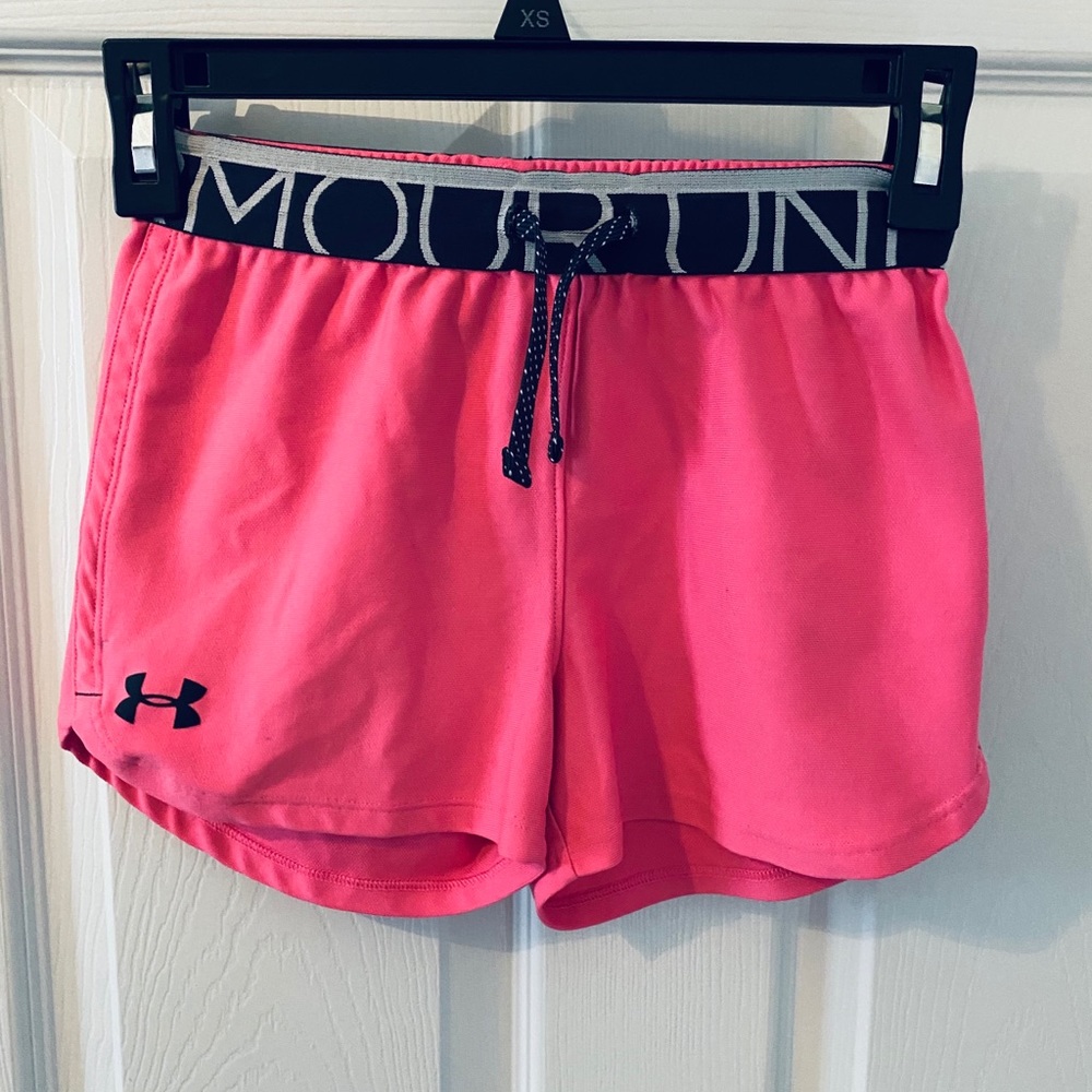 Girls under armour workout shorts